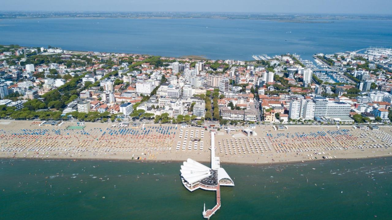 Appartamenti Fungo Lignano Sabbiadoro Eksteriør billede